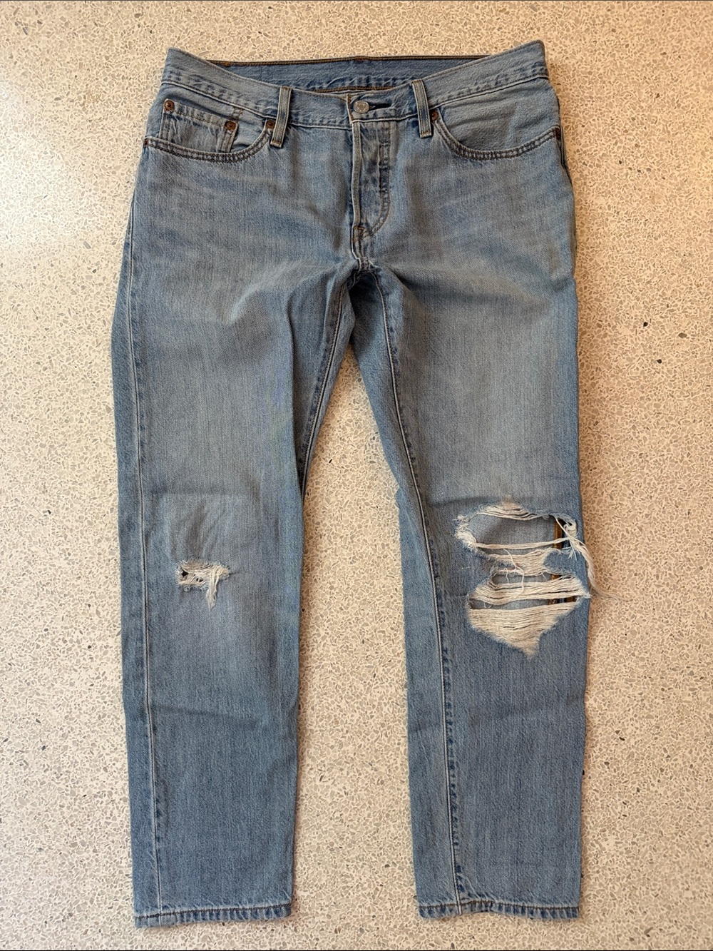 Levi 501 CT Men's Distressed Light Blue Jeans 31 x 28